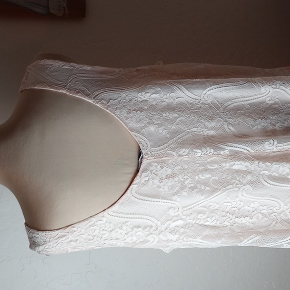 Wet Seal All Lace Plus Size Mini Dress - Picture 5 of 7